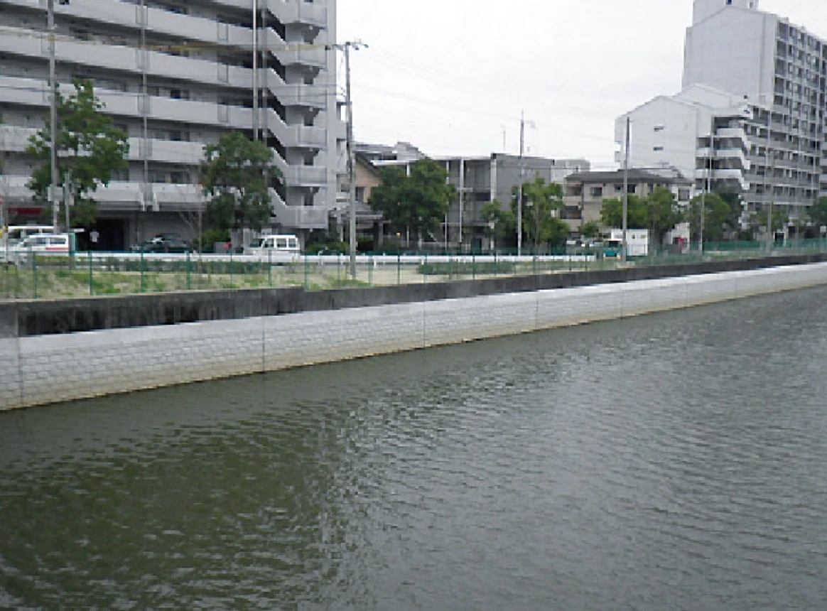 淀川水系床下川護岸補強工事