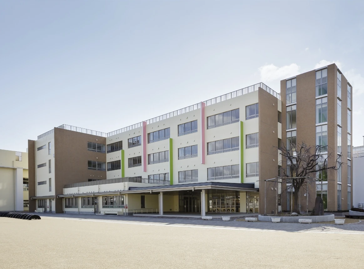 わかば西小学校改築工事